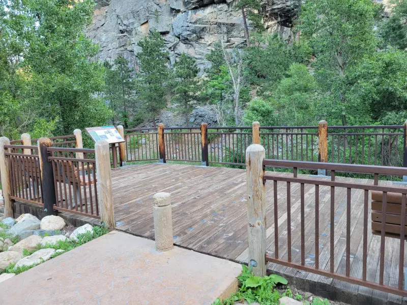 Bridal Veil Falls viewing area and information plaque