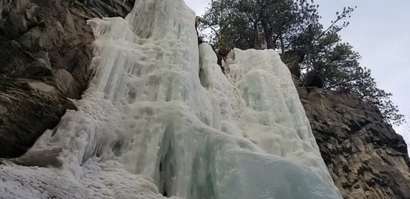 Frozen waterfall