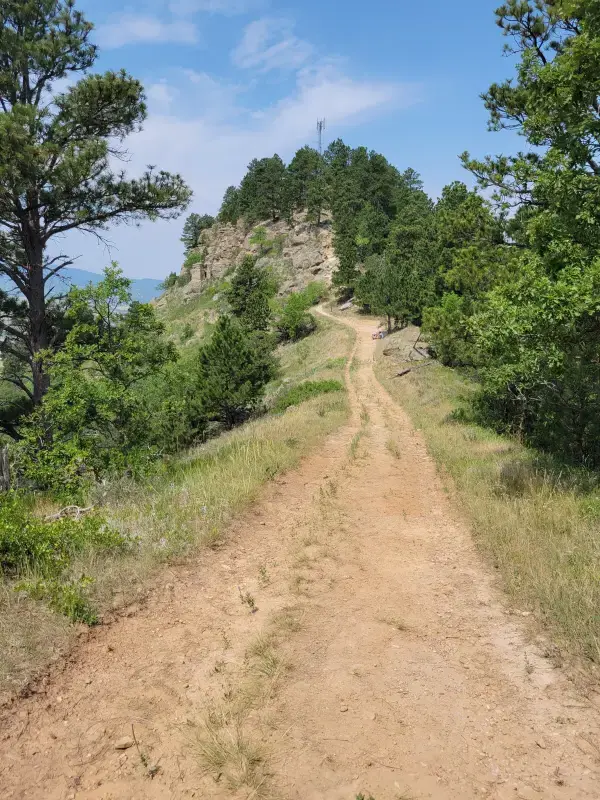 Final climb to the top of Lookout Mountain